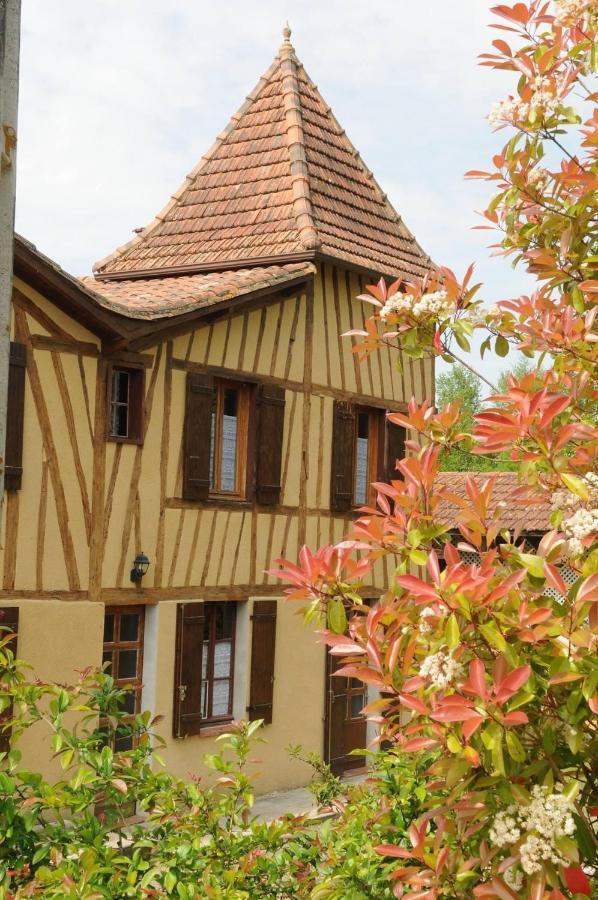 Bed and Breakfast Domaine De La Source Sainte-Christie-d'Armagnac Exteriér fotografie